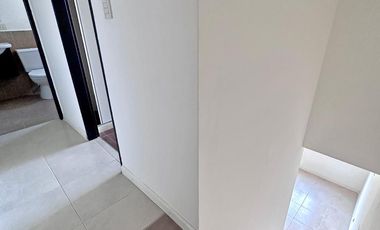 Oportunidad. Departamento en Venta de 2 plantas. Sin expensas. Centro Zárate