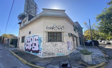 CASA DE 4 AMBIENTES EN DOS PLANTAS