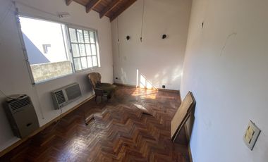 CASA DE 4 AMBIENTES EN DOS PLANTAS