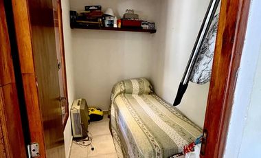 Casa en en La Caleta, con pileta!