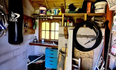 Casa en en La Caleta, con pileta!