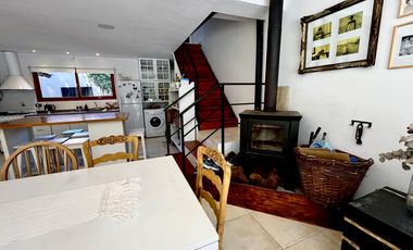 Casa en en La Caleta, con pileta!