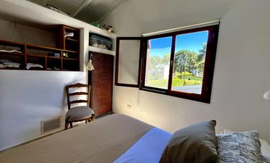 Casa en en La Caleta, con pileta!