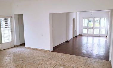 PH en venta - 2 Dormitorios 1 Baño - 157Mts2 - La Plata