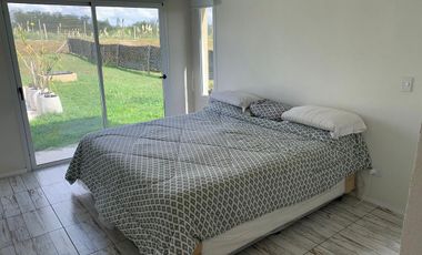 VENTA Excelente casa en Venta en San Sebastian con Pileta 3 dorm. Gran fondo libre a la reserva!!!