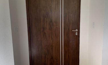 VENTA Excelente casa en Venta en San Sebastian con Pileta 3 dorm. Gran fondo libre a la reserva!!!