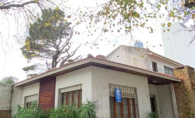 Casa en  Gonzalez al 300