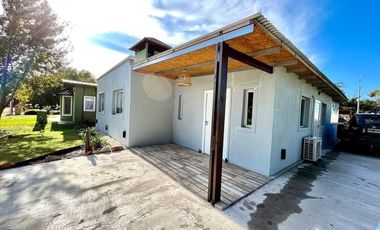 Casa en venta - 3 Dormitorios 3 Baños - 677Mts2 - Mar Chiquita