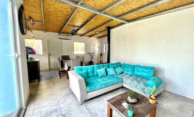 Casa en venta - 3 Dormitorios 3 Baños - 677Mts2 - Mar Chiquita