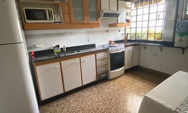CASA VENTA VILLA SARMIENTO 4 AMBIENTES