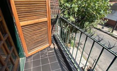 CASA VENTA VILLA SARMIENTO 4 AMBIENTES