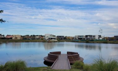 Puertos del Lago - Acacias | Venta | Casa con linda vista abierta, sin vecinos al fondo