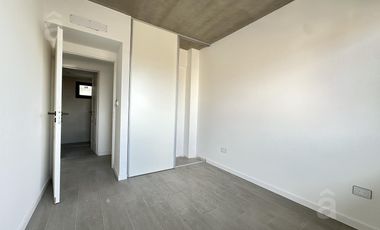 Semipiso en Venta en Villa Ballester - 3 ambientes con terraza y 2 cocheras
