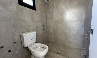 Semipiso en Venta en Villa Ballester - 3 ambientes con terraza y 2 cocheras