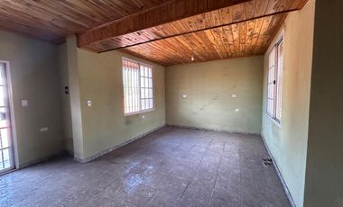 Casa en Juncal  al 300