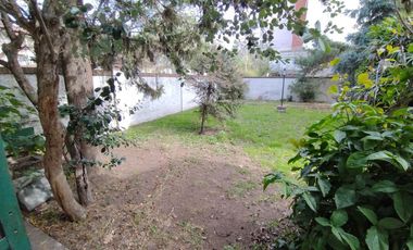 CASA EN VENTA - INMEJORABLE UBICACION!!