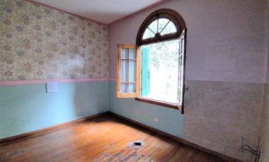 CASA EN VENTA - INMEJORABLE UBICACION!!