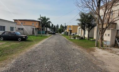 Venta Casa en Barrio Semi Cerrado Los Ceibos Matheu Escobar