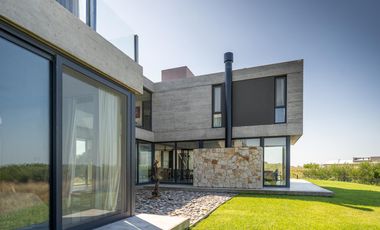 ALQUILER TEMPORARIO, CASA COSTA ESMERALDA, MARITIMO III, LOTE AL 100,
