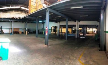 Alquiler de Deposito con 3900mts cubiertos Banfield