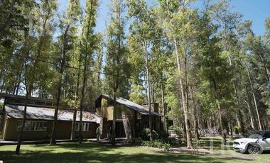 VENTA DE TERRENO EN CAMPO TIMBO, CLUB DE CAMPO Y GOLF EN OLIVEROS.