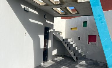 Moderna Casa en  Rocas Negras