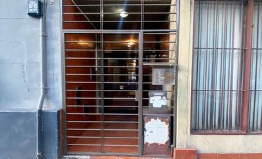Departamento con local de uso profesional en  venta Centro Rosario