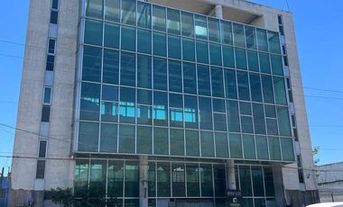 Edificio Comercial en venta - 4 Plantas - 9 Baños - 900Mts2 - La Plata