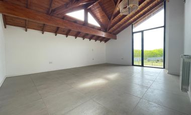 VENTA CON RENTA. Increíble oportunidad!!!! casa a la venta en Los Arces