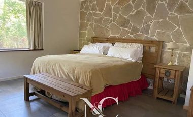 Casa en  alquiler equipada para 8 en Carilo