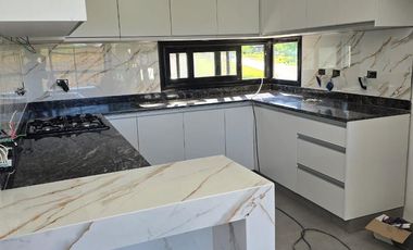 Casa a estrenar en San Alfonso
