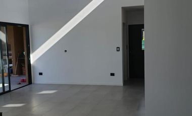 Casa a estrenar en San Alfonso