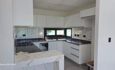Casa a estrenar en San Alfonso