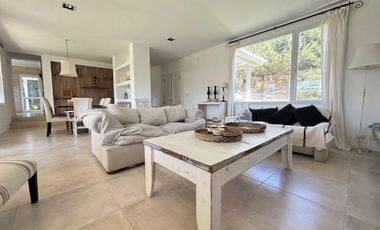 Venta en Residencial II  Costa Esmeralda Cercanía a la playa