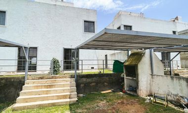 Duplex en Venta/Alquiler en Villa Allende - 2 Dormitorios - Cochera, Asador y Pileta - Seguridad