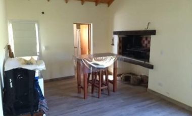 Casa en venta - 2 Dormitorios 2 Baños - 1200Mts2 - Sierra de Los Padres