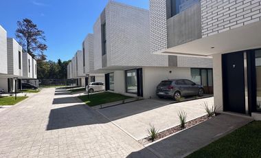 Casa en Bosques de Champagnat