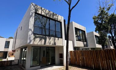 Casa en Bosques de Champagnat