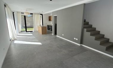 Casa en Bosques de Champagnat