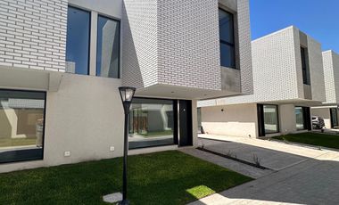 Casa en Bosques de Champagnat