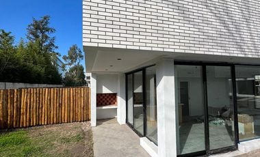 Casa en Bosques de Champagnat
