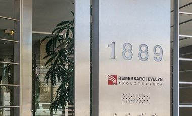 AMPLIO LOCAL COMERCIAL VENTA PATIO DE USO EXCLUSIVO REP. DE LA SEXTA ROSARIO