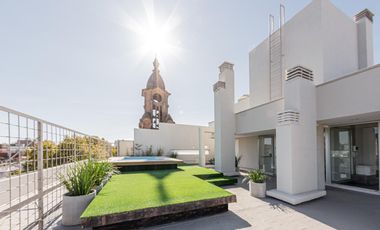AMPLIO LOCAL COMERCIAL VENTA PATIO DE USO EXCLUSIVO REP. DE LA SEXTA ROSARIO