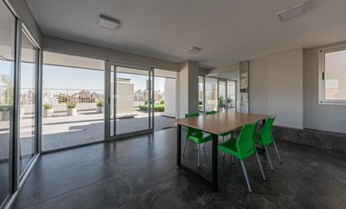 AMPLIO LOCAL COMERCIAL VENTA PATIO DE USO EXCLUSIVO REP. DE LA SEXTA ROSARIO