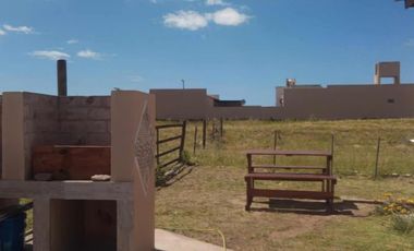 Casa en venta - 2 Dormitorios 1 Baño - 200Mts2 - Mar del Sur