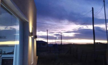 Casa en venta - 2 Dormitorios 1 Baño - 200Mts2 - Mar del Sur