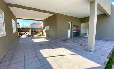 VENTA CASA EN SAN SEBASTIAN AREA 2 - 4 AMBIENTES