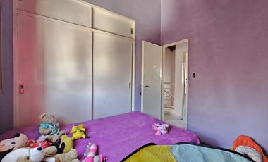 Dúplex en venta - 2 Dormitorios 2 Baños - Cochera - 240Mts2 - Almirante Brown