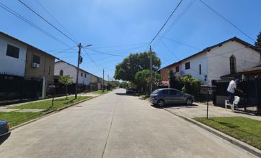 Dúplex en venta - 2 Dormitorios 2 Baños - Cochera - 240Mts2 - Almirante Brown