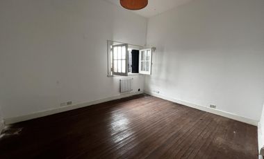 3 ambientes casa VENTA Lomas de Zamora